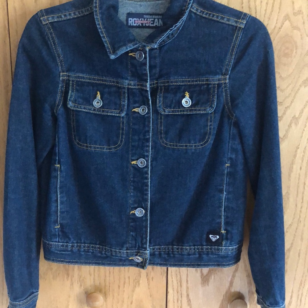 Roxy Vintage Blue  Denim Jacket Girls Size large fits about a size 14 girls